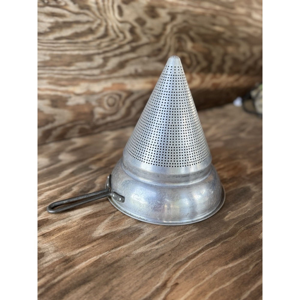 Vintage Wear-Ever Brand Aluminum Colander / Canning Sieve